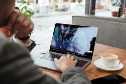 用《易经智慧》战胜疫情跌市